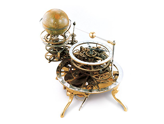 1808: Astronomische Globusuhr, hergestellt von Johannes Sauter, Straßburg 1808: Astronomische Globusuhr, hergestellt von Johannes Sauter, Straßburg